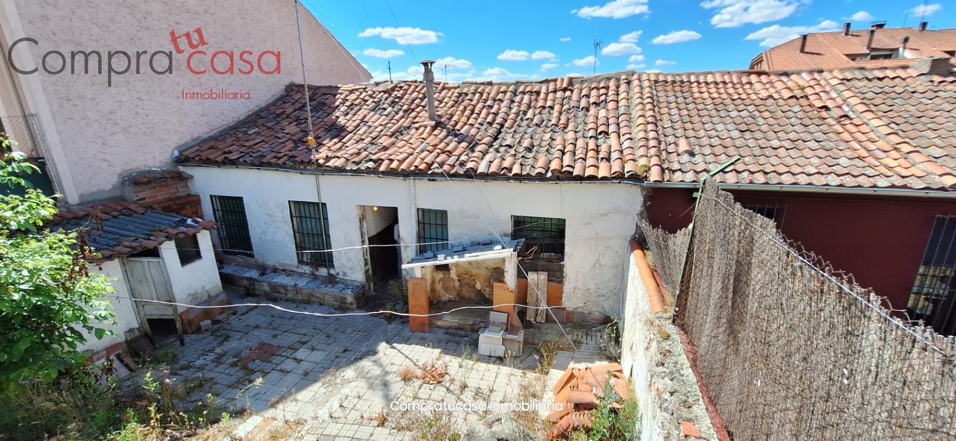 Exterior view of House or chalet for sale in Segovia Capital  with Heating, Private garden and Storage room