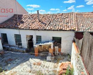 Exterior view of House or chalet for sale in Segovia Capital  with Heating, Private garden and Storage room