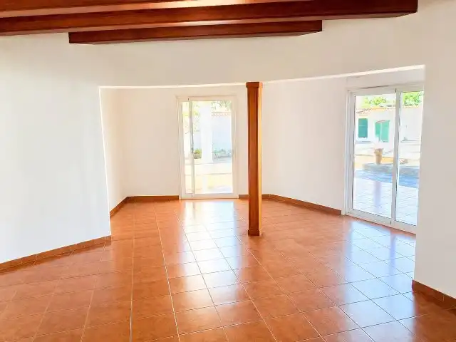 Villa con piscina in vendita a Cala en Blanes, imagen 2