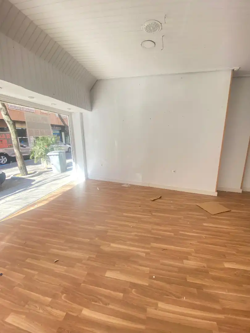 Local comercial de lloguer a Calle de Calatrava, imagen 13