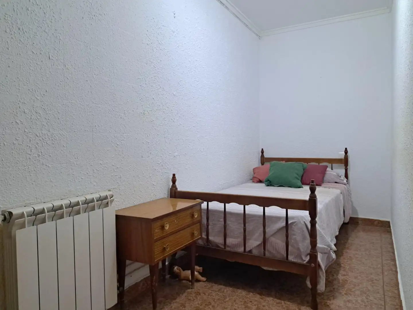 Bedroom of Houses for sale in Requena  with Heating and Terrace