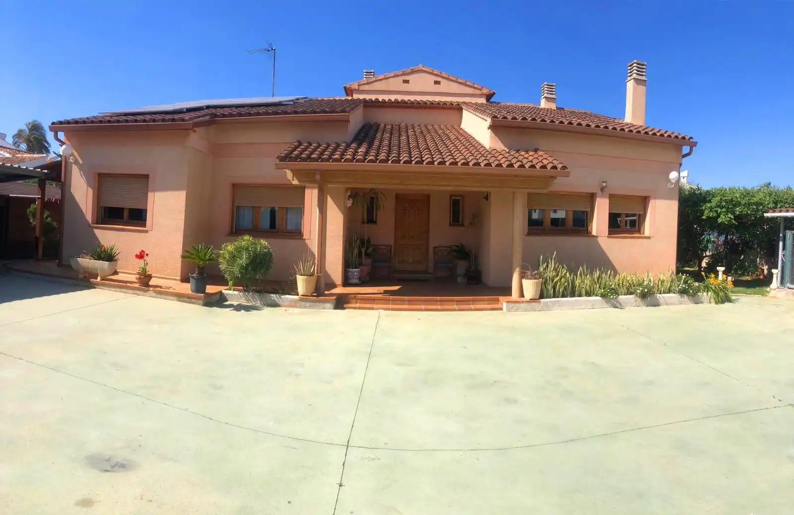 Vista exterior de Casa o chalet de alquiler en Dénia con Aire acondicionado, Calefacción y Jardín privado