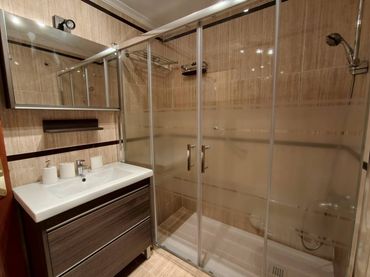 Appartement compact avec balcon à louer à Centro