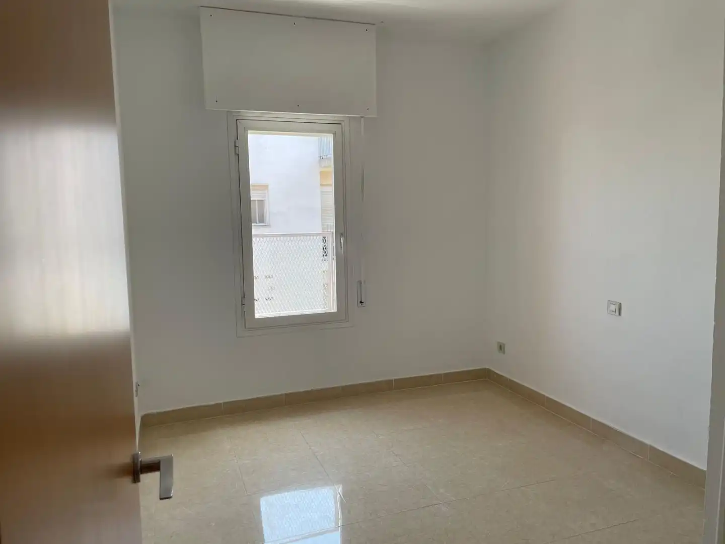 Bedroom of Flat for rent in  Sevilla Capital  with Air Conditioner, Terrace and Balcony