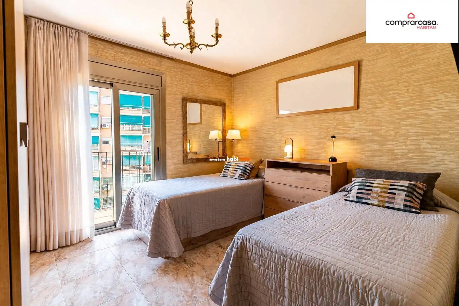 Habitación de Piso en venta en Barcelona con Aire acondicionado, Calefacción y Balcón