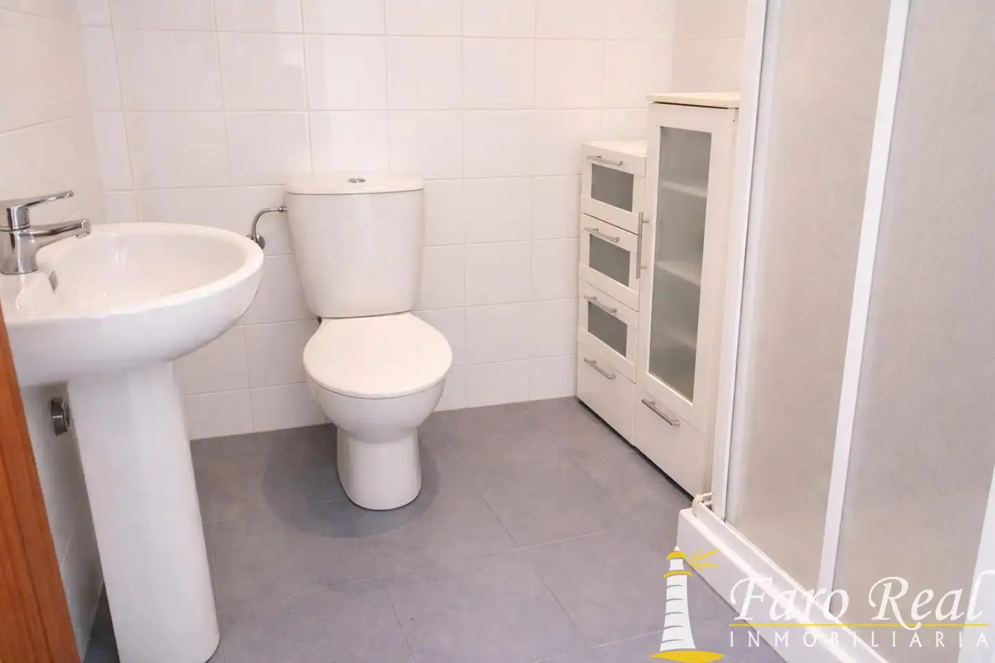 Baño de Apartamento en venta en Sanlúcar de Barrameda