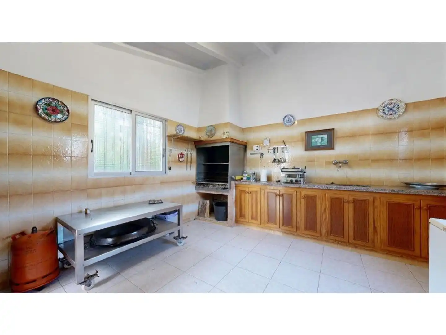 Cocina de Casa o chalet en venta en Tavernes de la Valldigna con Aire acondicionado, Jardín privado y Terraza