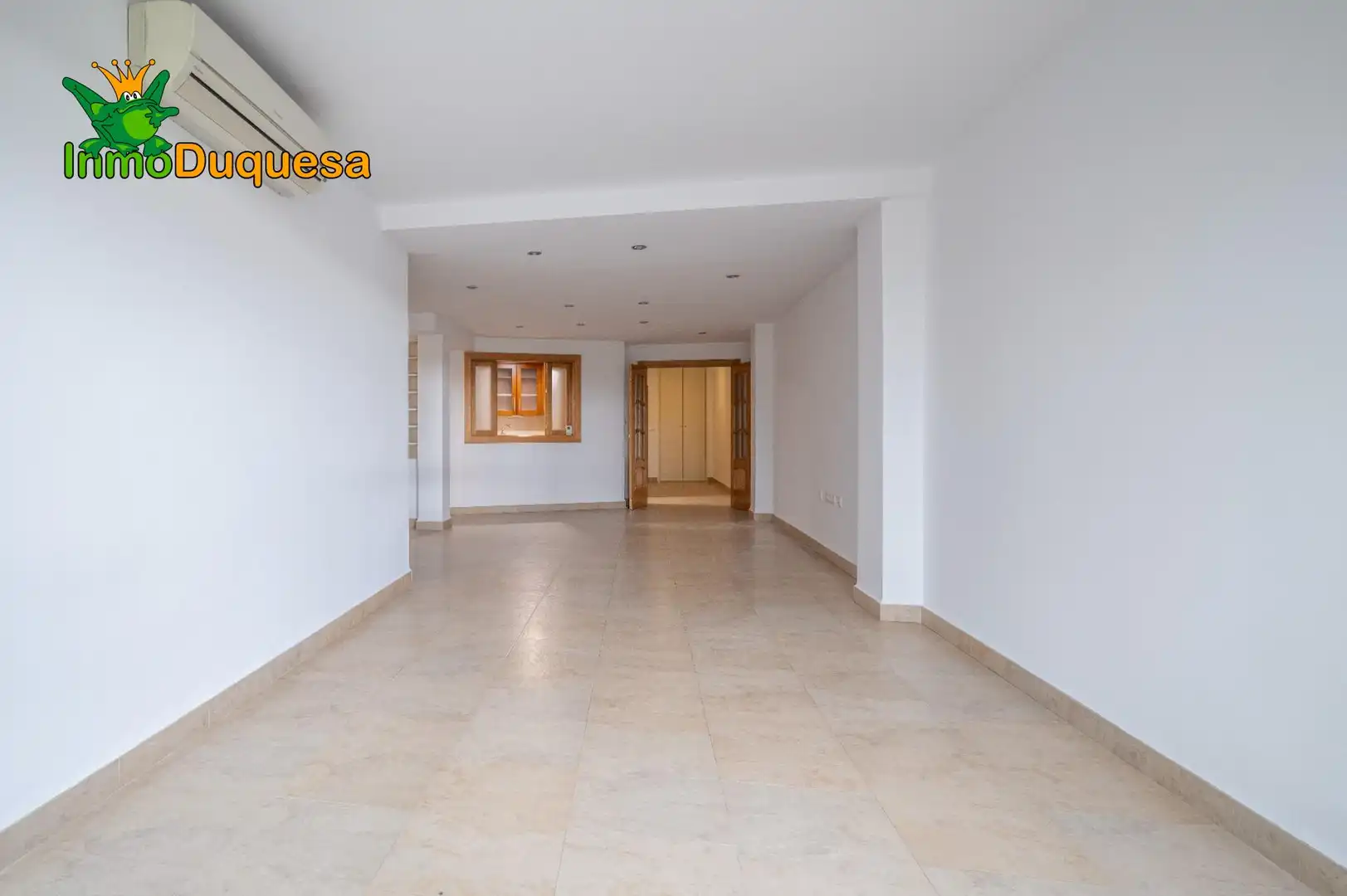 Flat for sale in Granada  with Air Conditioner and Heating
