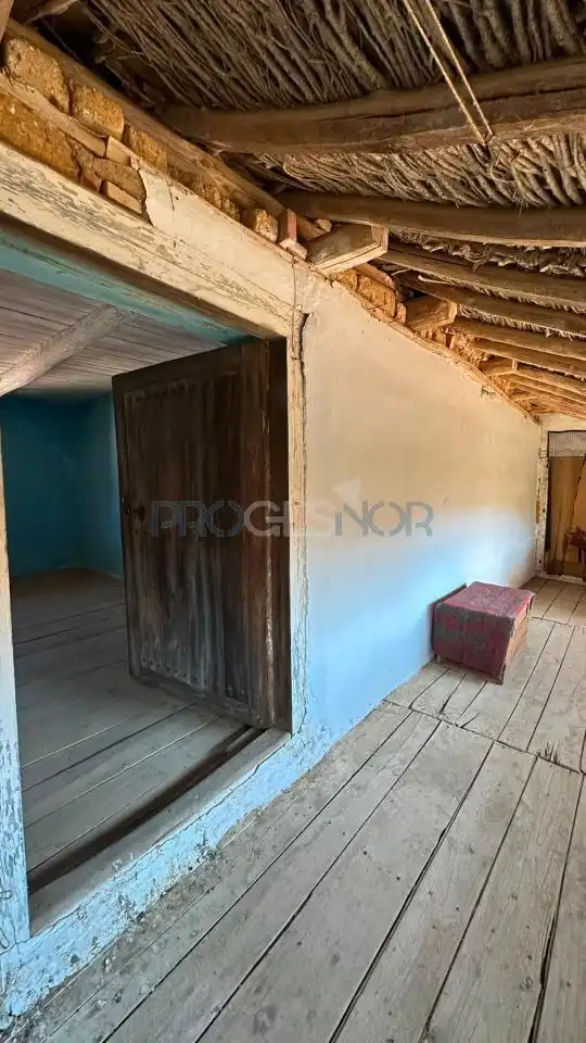 Finca rústica en venda en Chozas de Abajo amb Calefacció, Jardí privat i Moblat