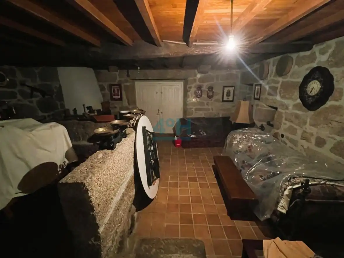Finca rústica de alquiler en San Cibrao das Viñas con Calefacción, Jardín privado y Terraza