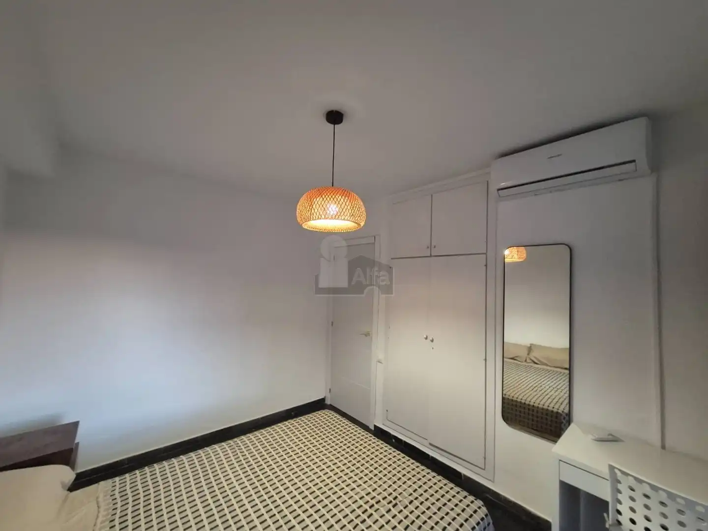 Flat with terrace to rent in Plaza Profesor Tamarit Olmos 16, imagen 3