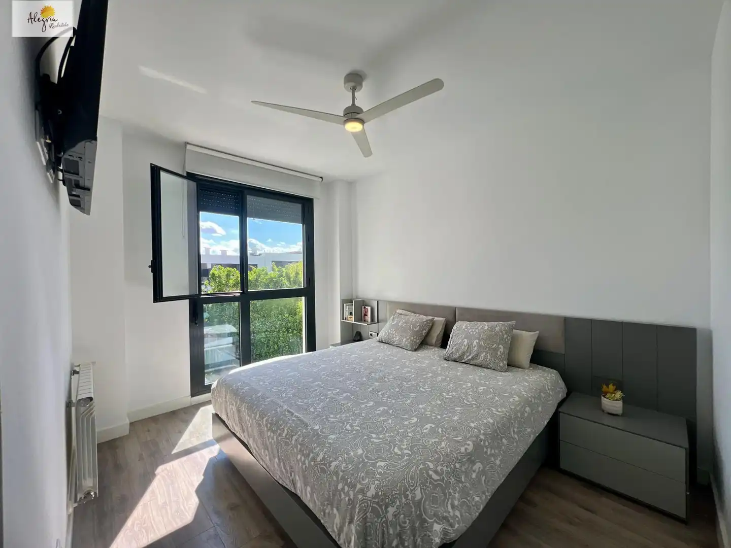 Bedroom of Houses for sale in Bétera  with Air Conditioner, Heating and Private garden