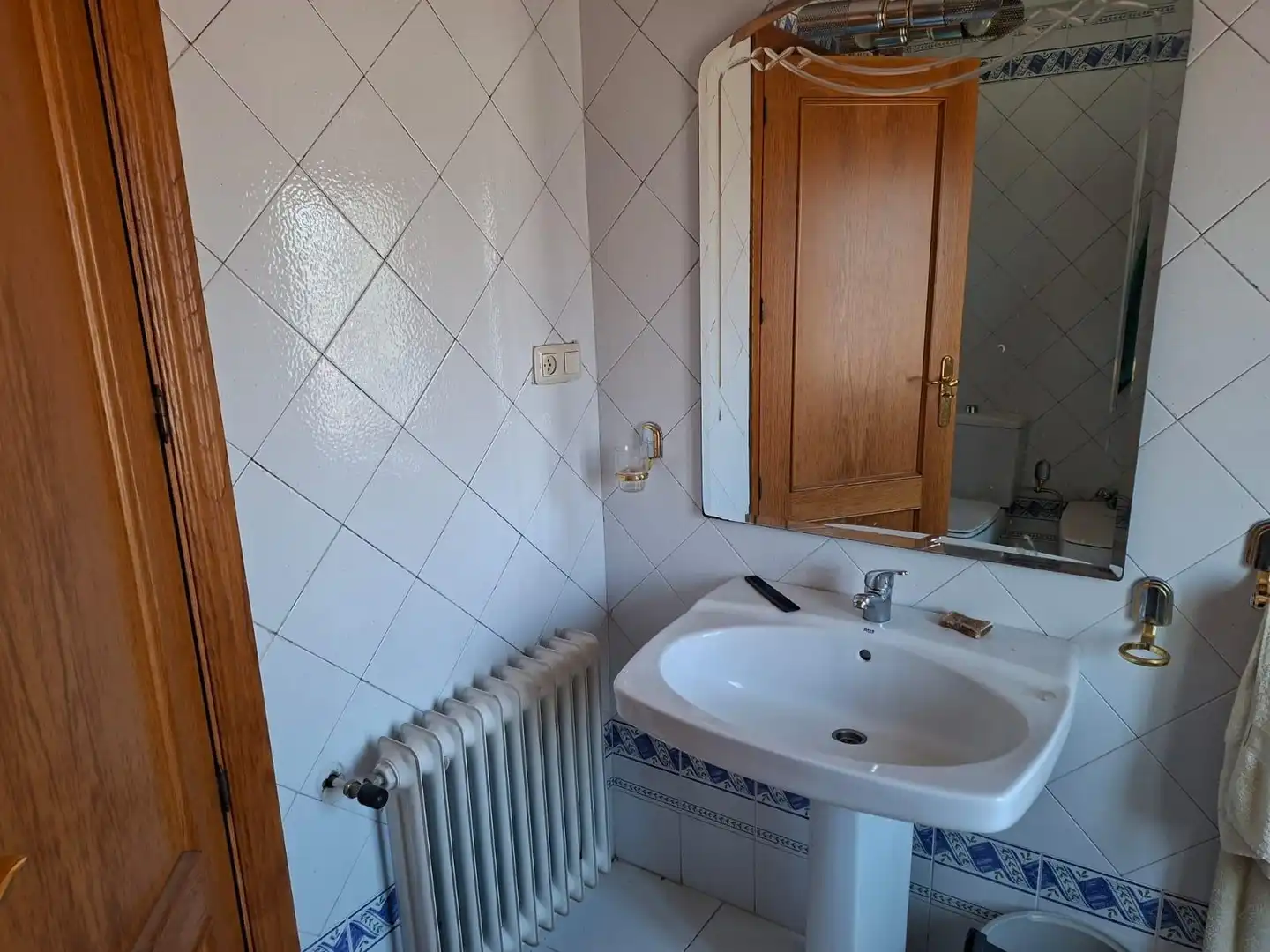 Bathroom of Attic for sale in Ciudad Real  with Heating, Terrace and Community pool
