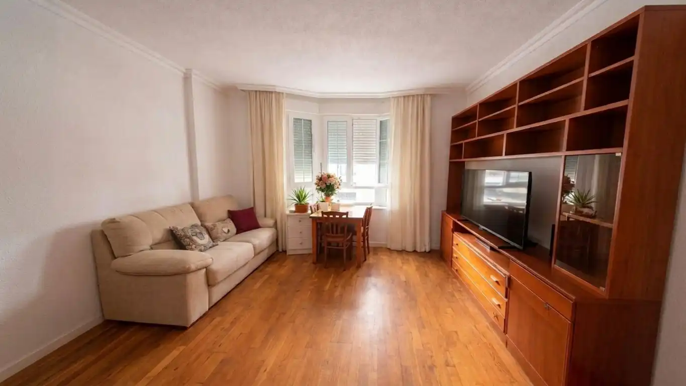 Sala de estar de Piso en venta en Valdemoro con Aire acondicionado, Trastero y Piscina comunitaria