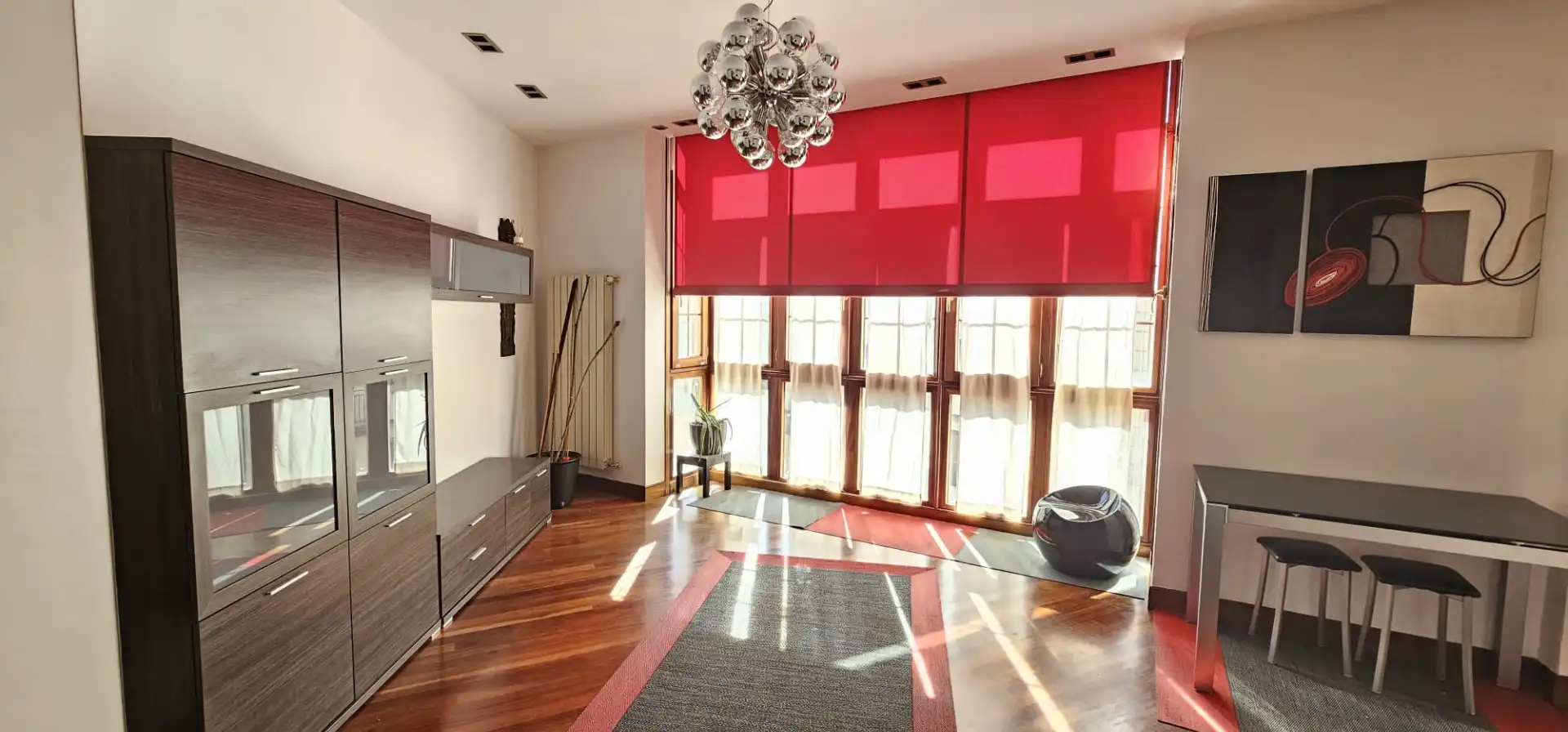 Wohnzimmer von Wohnungen zum Verkauf in Bilbao  mit Heizung, Parkett und Möbliert