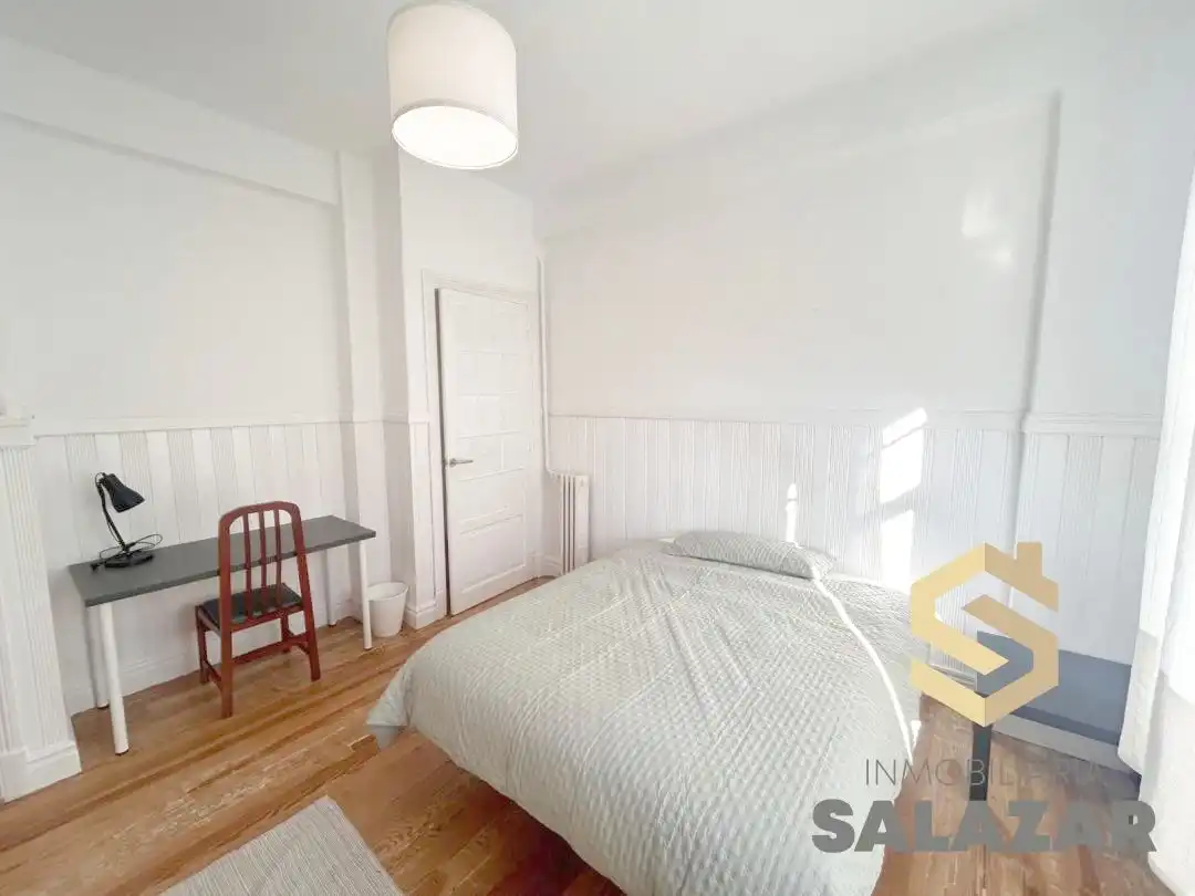 Habitación de Piso de alquiler en Bilbao  con Calefacción