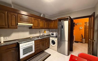 Kitchen of Flat for sale in Avilés  with Heating, Parquet flooring and Storage room