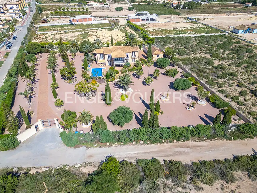 Houses for sale in Elche / Elx  with Air Conditioner, Heating and Private garden