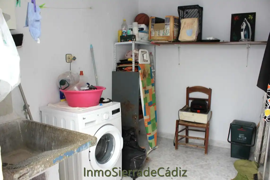 Houses for sale in Algodonales  with Air Conditioner, Private garden and Storage room
