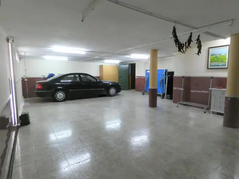 Casa amb piscina en venda a BERNAT DESCLOT, imagen 18