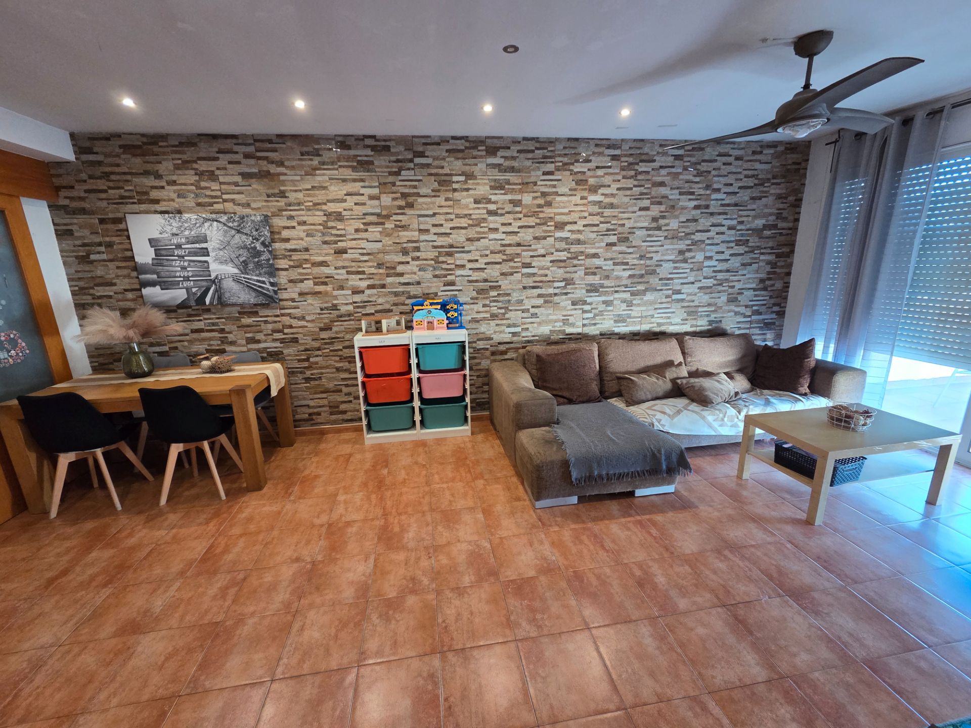 Einfamilien-Reihenhaus zum Verkauf in Sant Martí Sarroca mit Heizung, Privatgarten und Terrasse