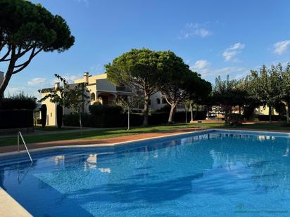 Piscina de Apartament en venda en Calonge amb Calefacció, Terrassa i Piscina comunitària