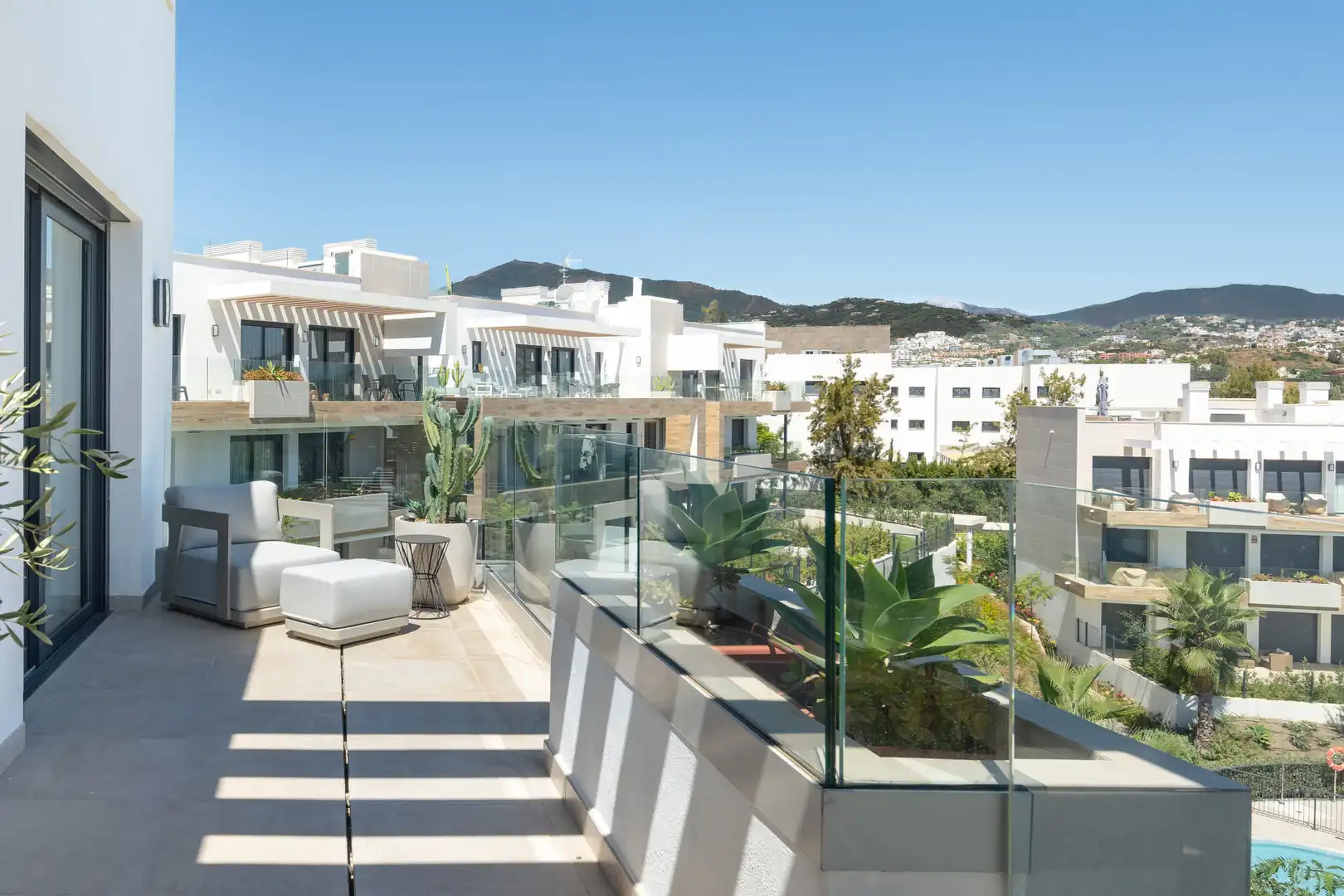Penthouse with balcony for sale in Estepona Pueblo, imagen 27