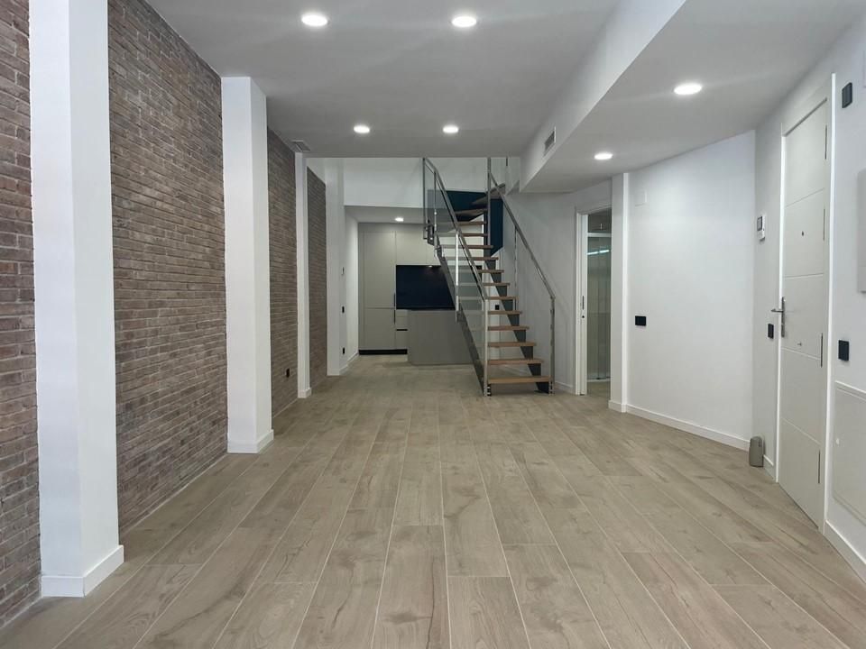 Duplex for sale in Badalona