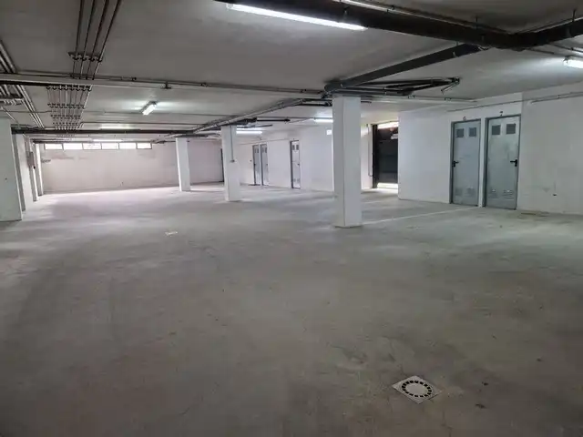 Parking de Dúplex en venta en Teo con Calefacción, Parquet y Terraza