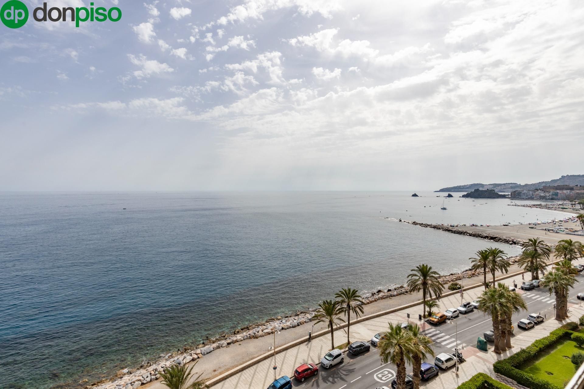 Habitación de Piso en venta en Almuñécar con Terraza y Balcón