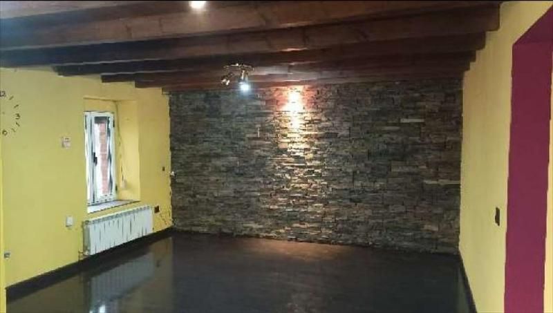 Casa adosada en venda a Valdefresno