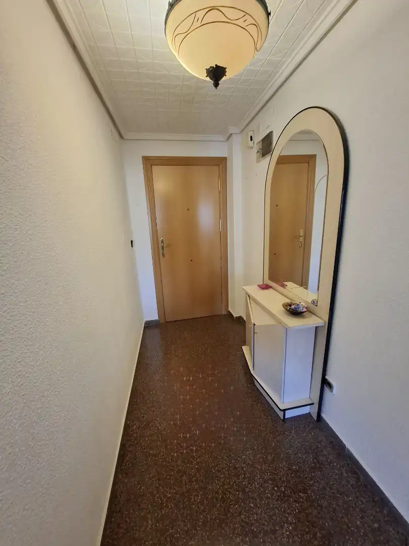 Flat for sale in Valencia  with Air Conditioner, Furnished and Oven