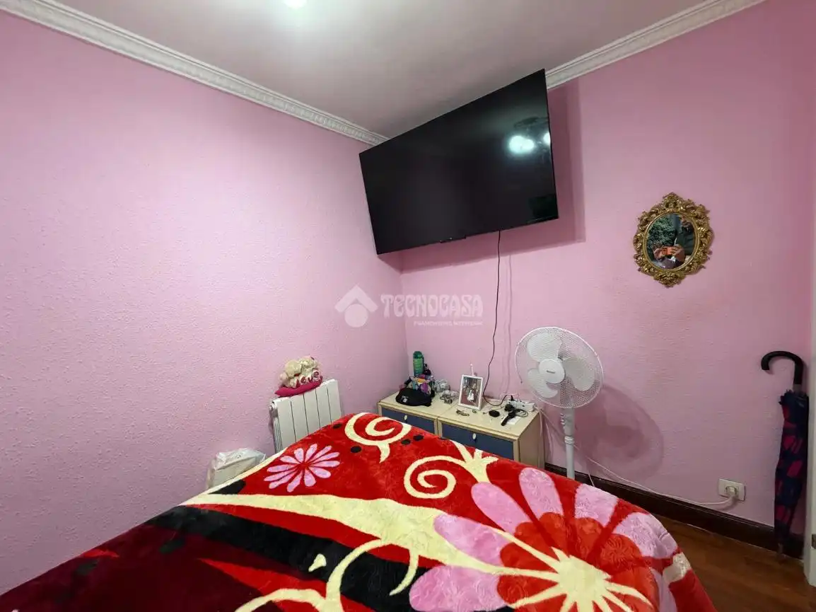 Habitación de Piso en venta en Castro-Urdiales con Amueblado y Balcón