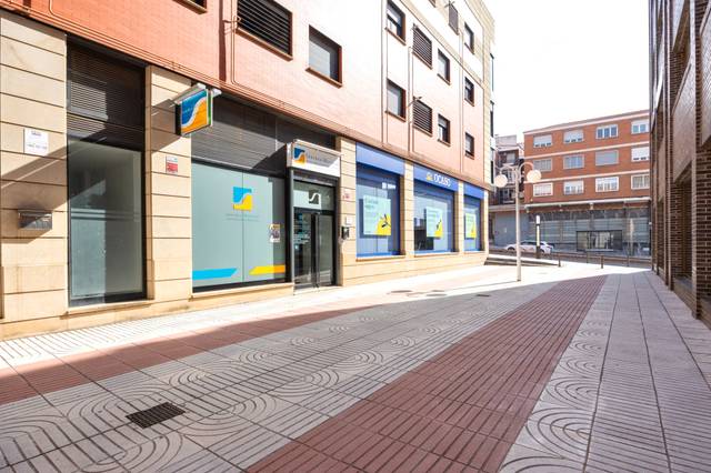 Local comercial en Alquiler en Avenida Europa - San Antón