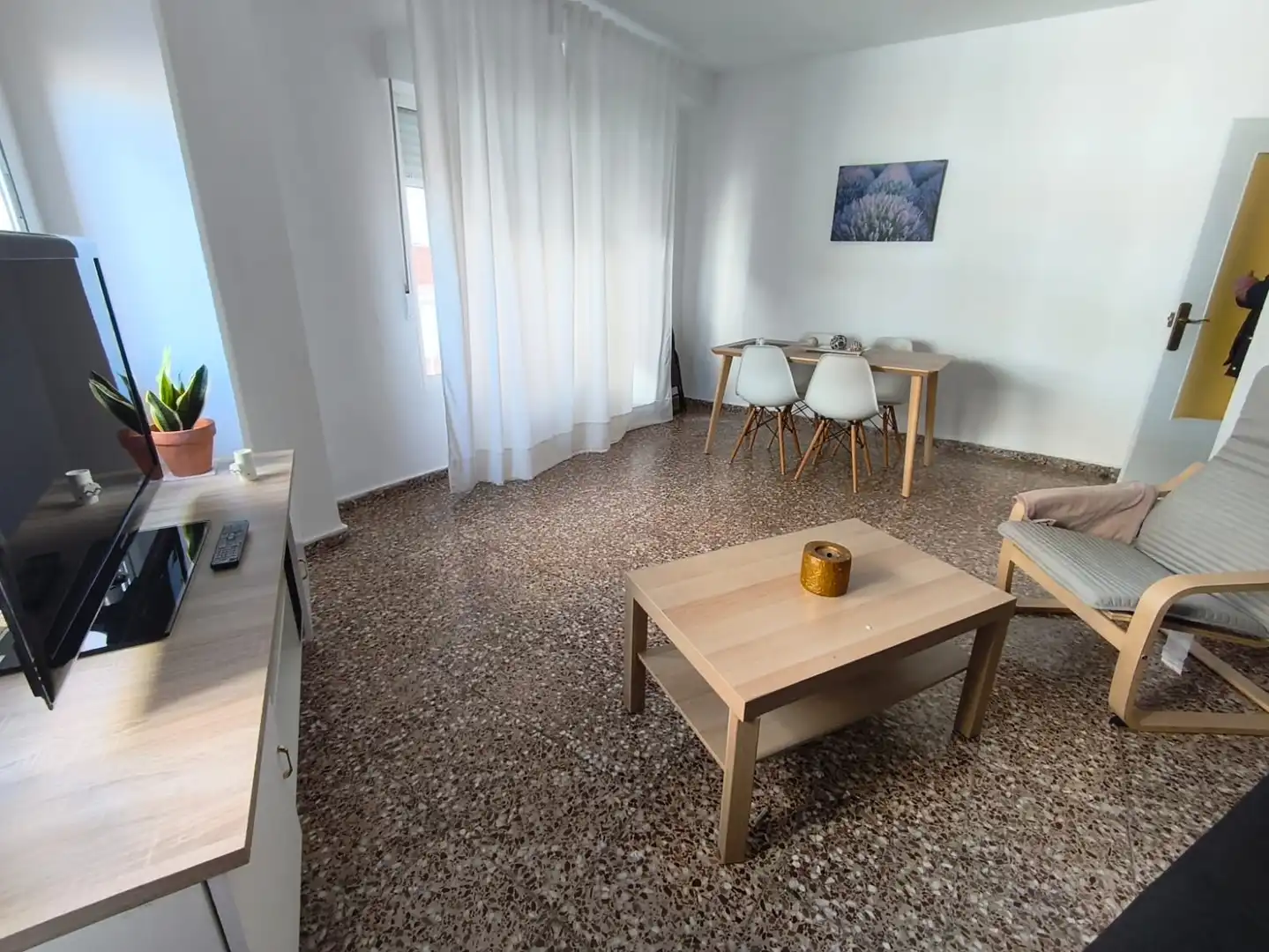 Sala d'estar de Pis de lloguer en Cartagena amb Moblat, Forn i Rentadora