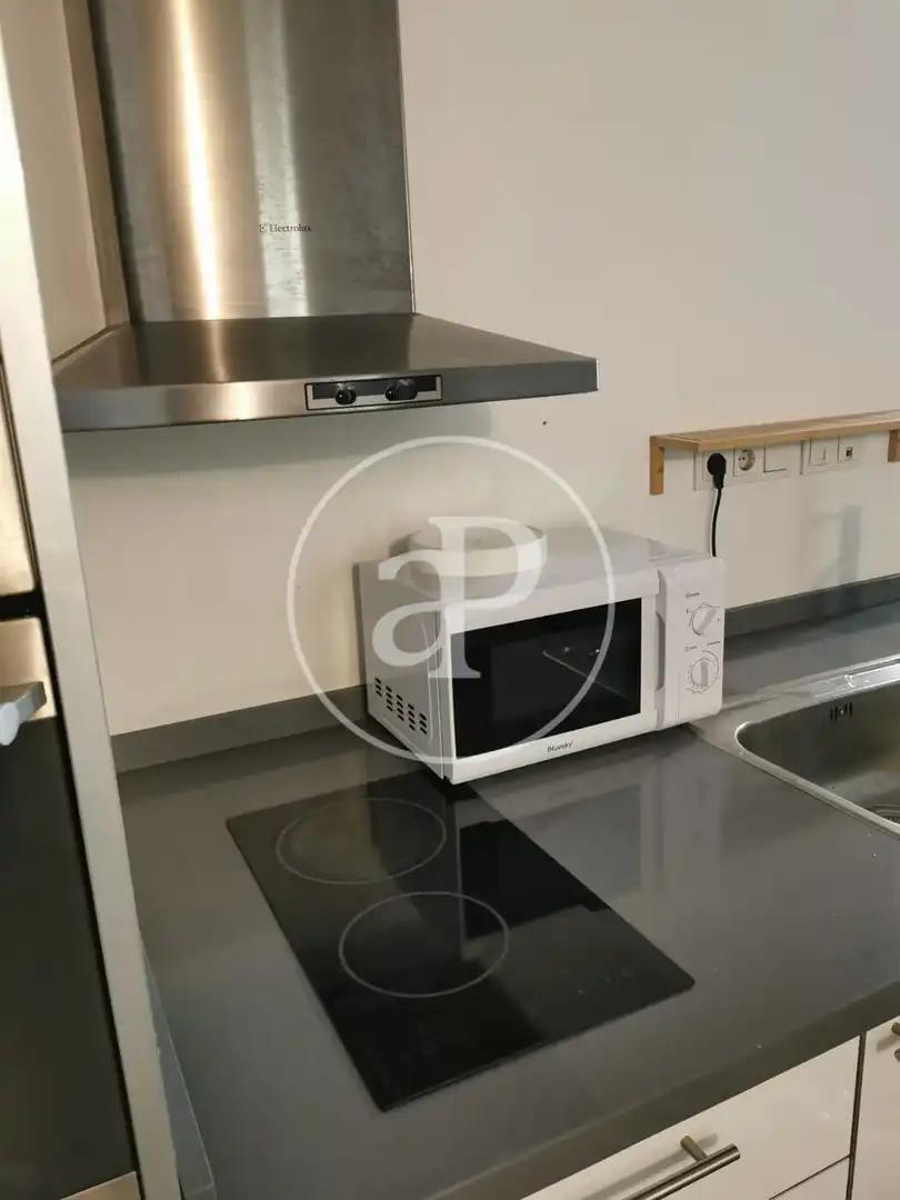 Cuina de Loft de lloguer en Xirivella amb Aire condicionat, Calefacció i Moblat