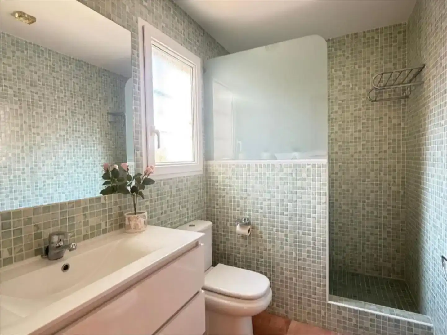 Bathroom of Flat for sale in Pilar de la Horadada  with Air Conditioner and Balcony