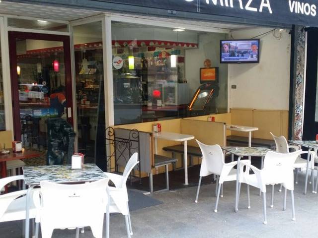 Local comercial en Venta en Rúa Vía Norte, 100 en Fátima