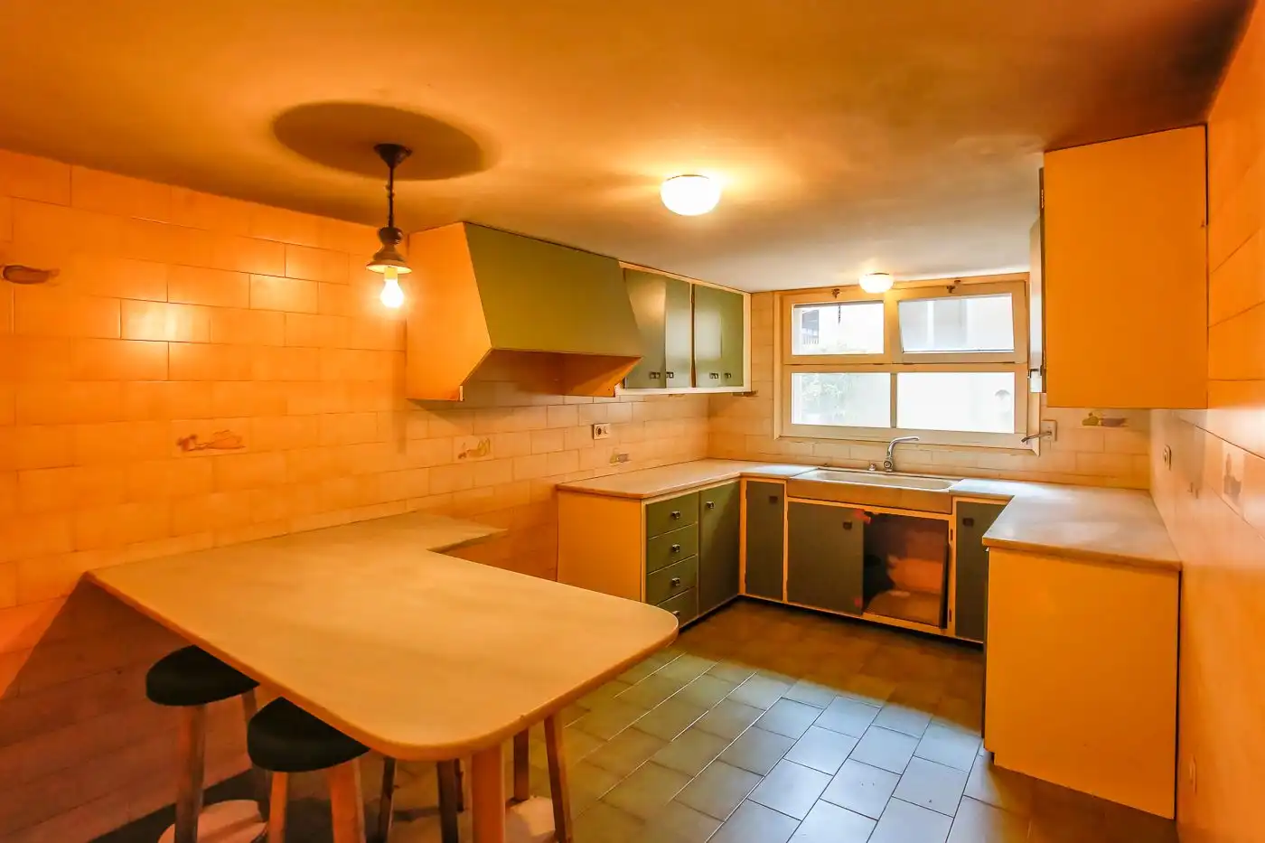 Kitchen of Country homes for sale in Sant Vicenç Dels Horts  with Terrace