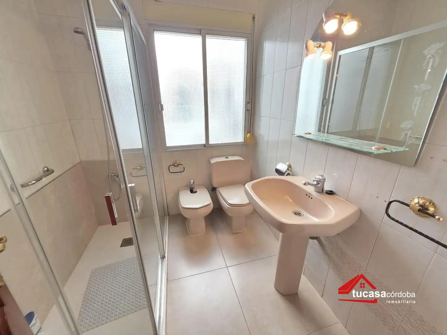 Baño de Piso en venta en Córdoba con Aire acondicionado, Calefacción y Terraza