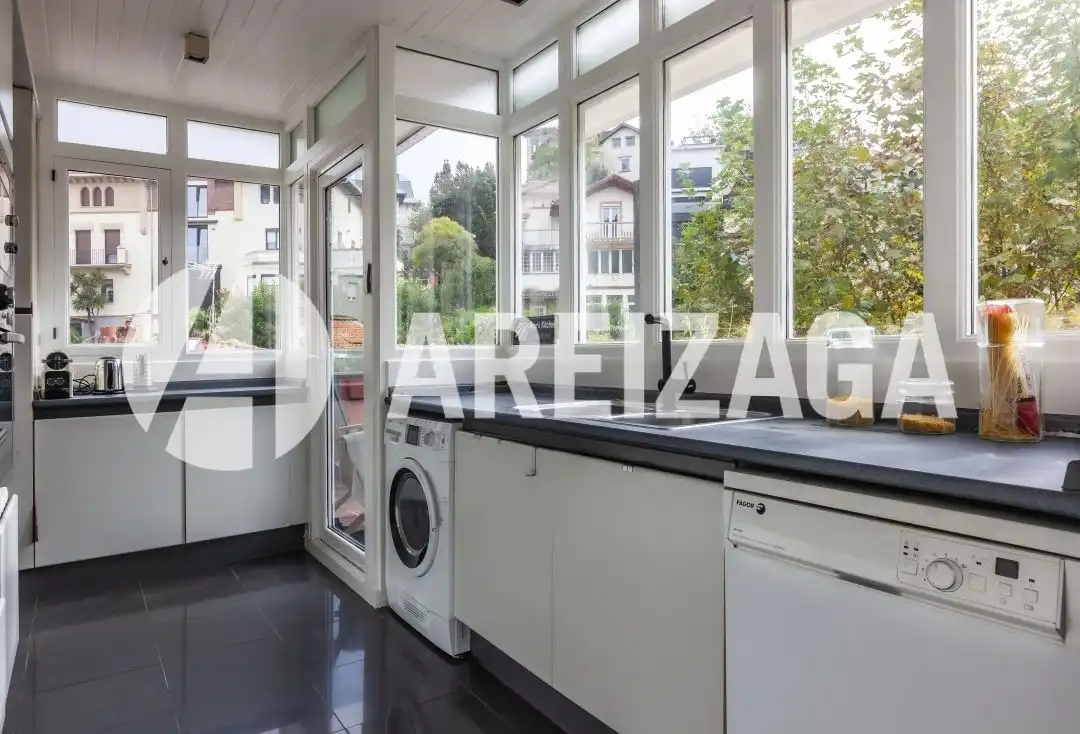 Jardín de Casa o chalet en venta en Donostia - San Sebastián  con Calefacción, Jardín privado y Terraza