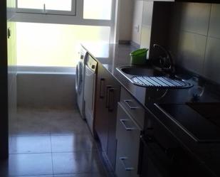 Kitchen of Flat to rent in Santiago de Compostela 