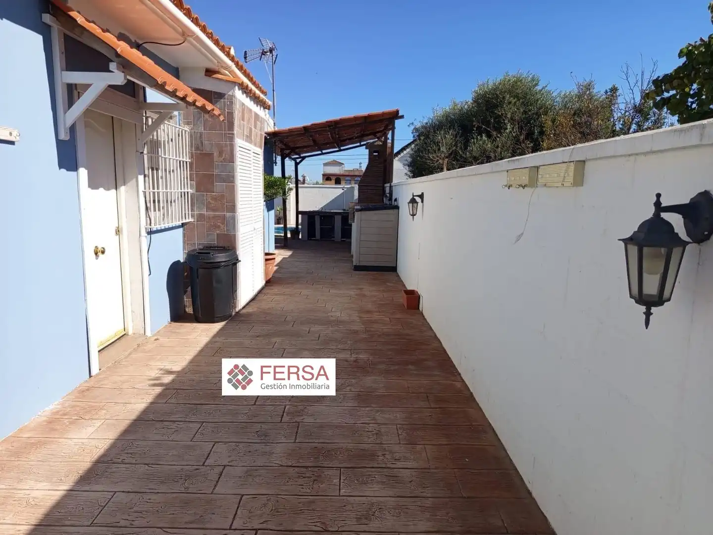Vista exterior de Casa o xalet en venda en El Puerto de Santa María