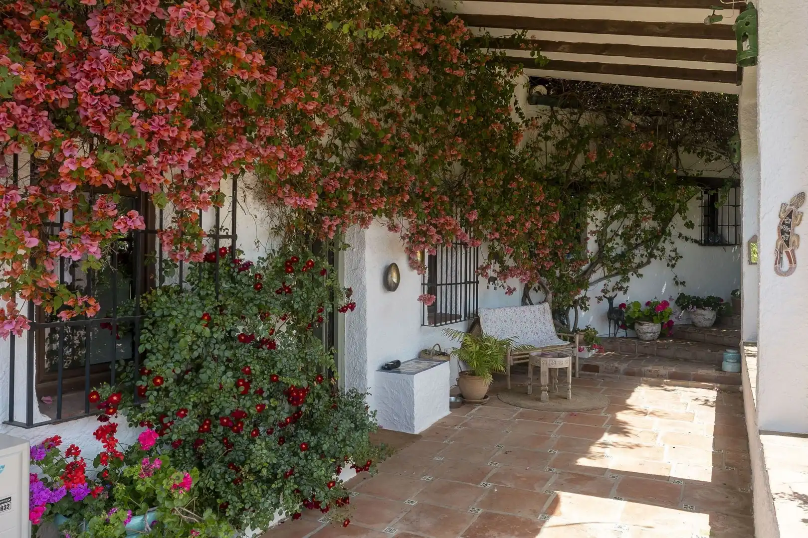 Casa rústica amb piscina en venda a Centro