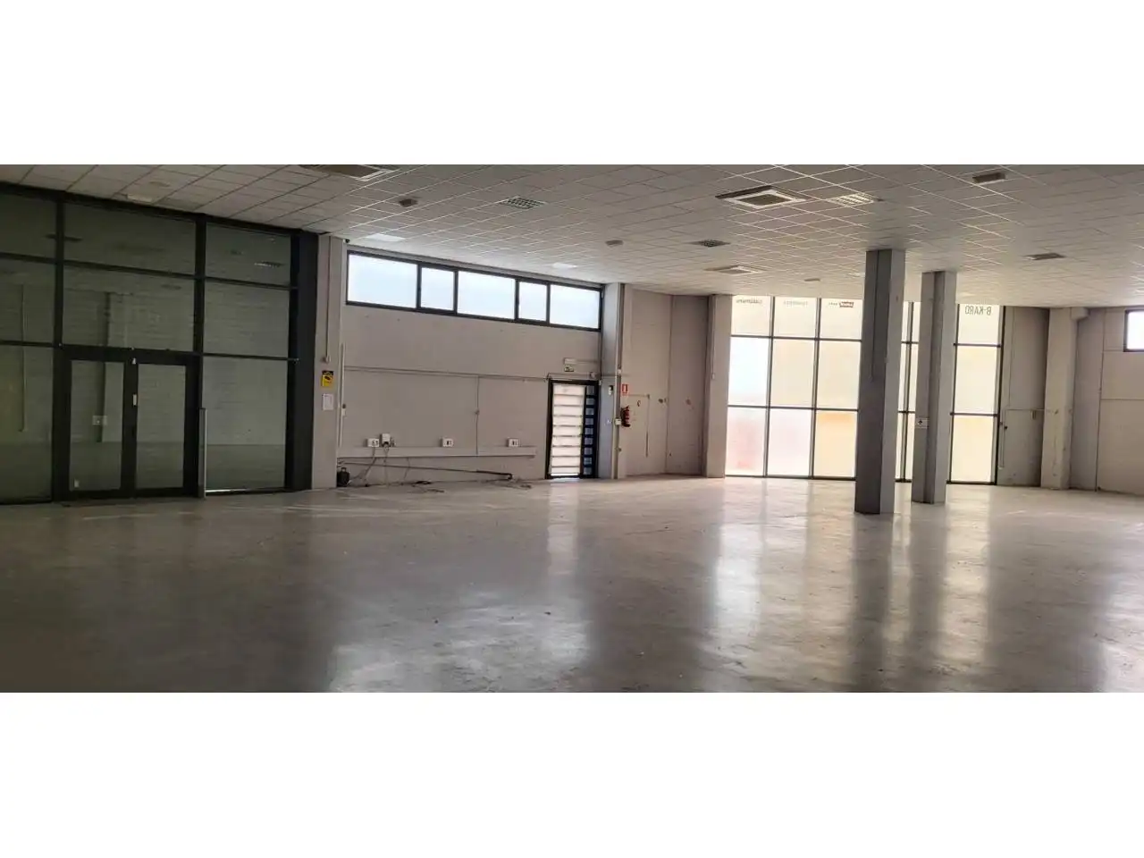 Nave industrial en alquiler en Avenida Madrid 1, imagen 3