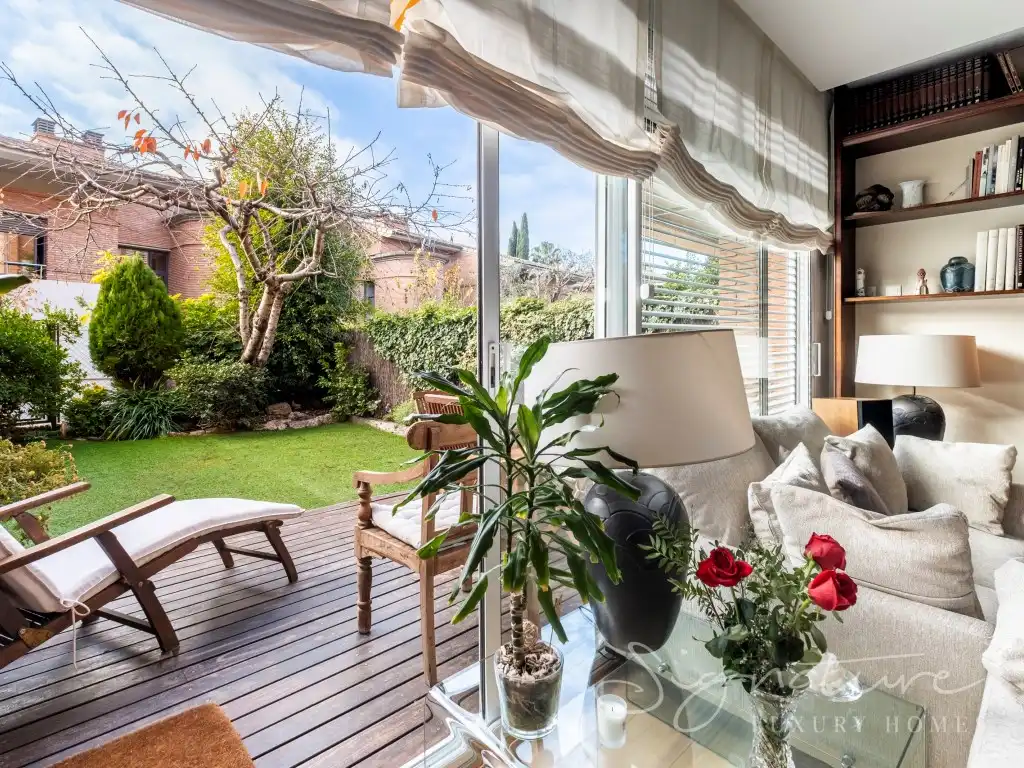 Garden of Detached homes for sale in Sant Cugat del Vallès  with Air Conditioner, Private garden and Terrace