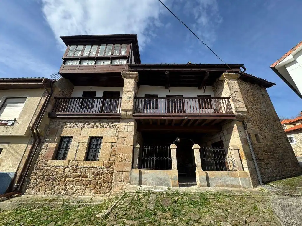 Vista exterior de Casa o chalet en venta en Arenas de Iguña con Jardín privado, Terraza y Trastero