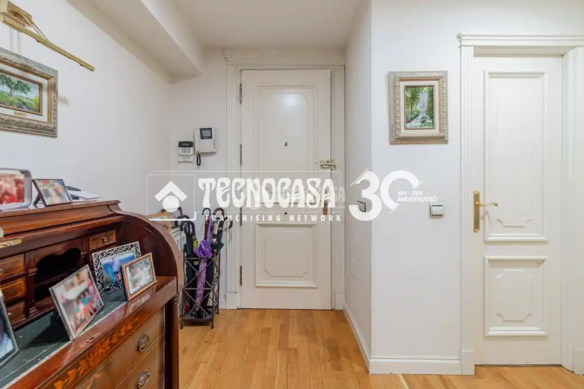 Casa adosada en venda en Madrid amb Aire condicionat, Calefacció i Terrassa