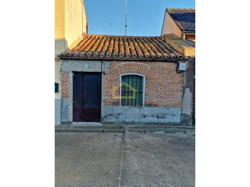 Vista exterior de Casa o xalet en venda en Tarazona de Guareña