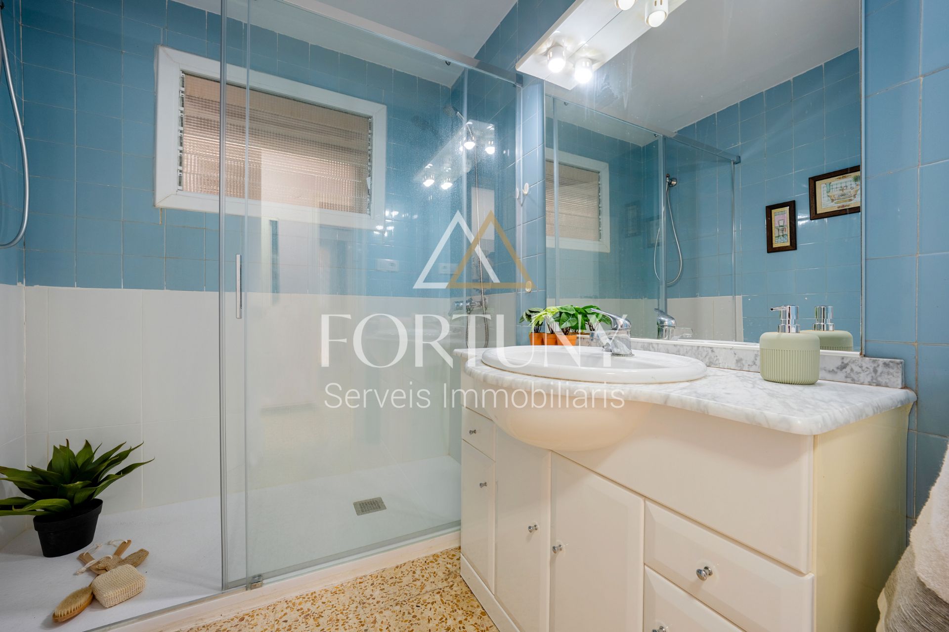 Bathroom of Flat for sale in Cambrils  with Air Conditioner, Terrace and Furnished